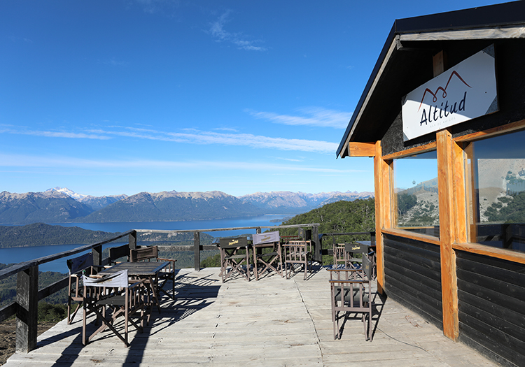 Bar des pistes du Cerro Bayo Bar des pistes du Cerro Bayo