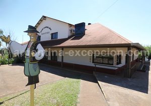 13-Tchécoslovaquie Photos des pavillons à la fête du Migrant, Obera