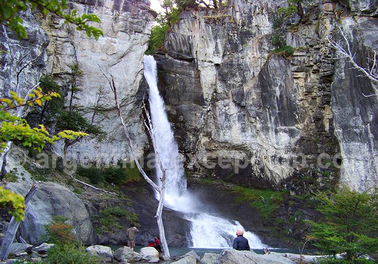 Trek Chorillo del Salto, El Chalten Trek Chorillo del Salto, El Chalten