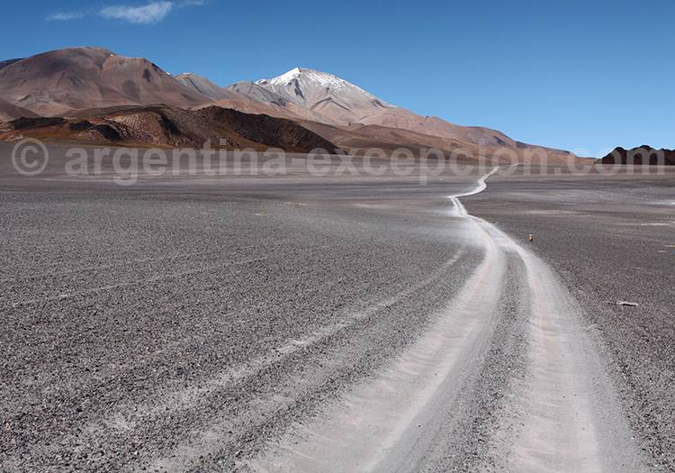 Laguna Grande, Volcan Galan Laguna Grande, Volcan Galan
