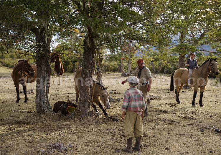 Apprentissage gaucho, estancia Tres Valles Apprentissage gaucho, estancia Tres Valles