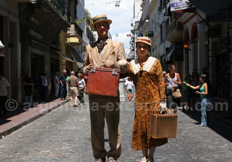 Immigrés dans le quartier de La Boca, Argentine Immigrés dans le quartier de La Boca, Argentine