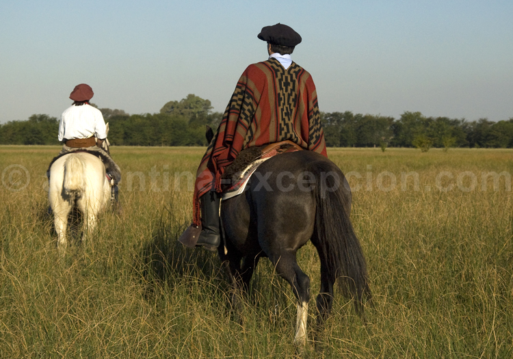 Ponchos gauchos, estancia La Bamba de Areco Ponchos gauchos, estancia La Bamba de Areco