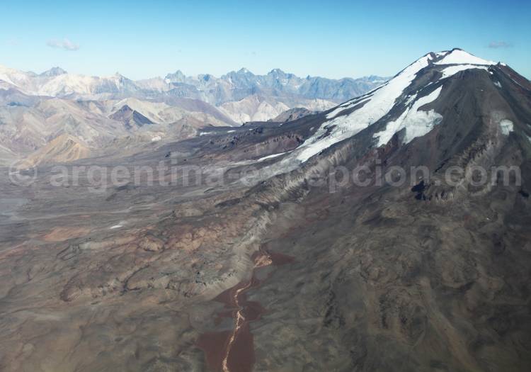 Volcan Maipu 5323 m, réserve Laguna Diamante Volcan Maipu 5323 m, réserve Laguna Diamante