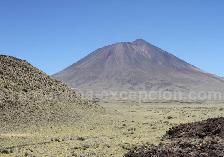 Vallée des volcans de la Payunia candidat au patrimoine mondial de l'Unesco Vallée des volcans de la Payunia candidat au patrimoine mondial de l'Unesco