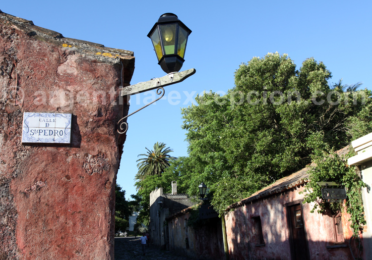 Rue San Pedro, Colonia, Uruguay Rue San Pedro, Colonia, Uruguay