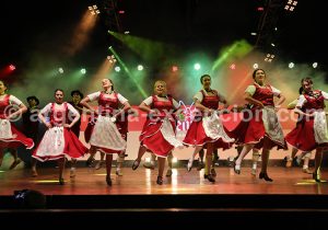 31-2 Photos des pavillons à la fête du Migrant, Obera