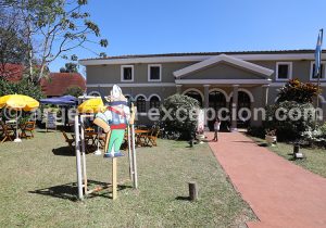 4-Italie Photos des pavillons à la fête du Migrant, Obera