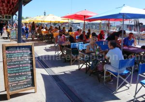 Marché artisanal de Puerto de Frutos à Tigre