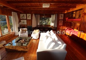 Arroyo Verde, vue sur le lac Traful Arroyo Verde, vue sur le lac Traful