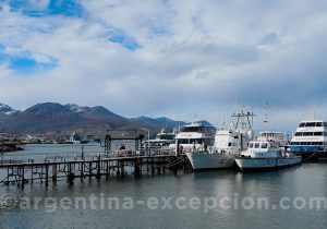 Bateaux au port d'Ushuaia
