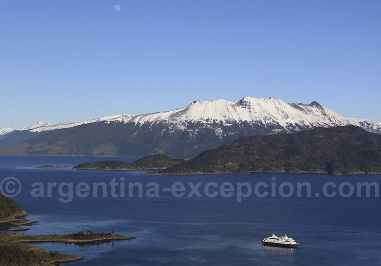 Croisière dans les chenaux de Patagonie Croisière dans les chenaux de Patagonie