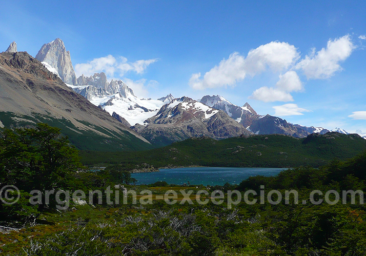 Laguna Capri, massif du Fitz Roy Laguna Capri, massif du Fitz Roy