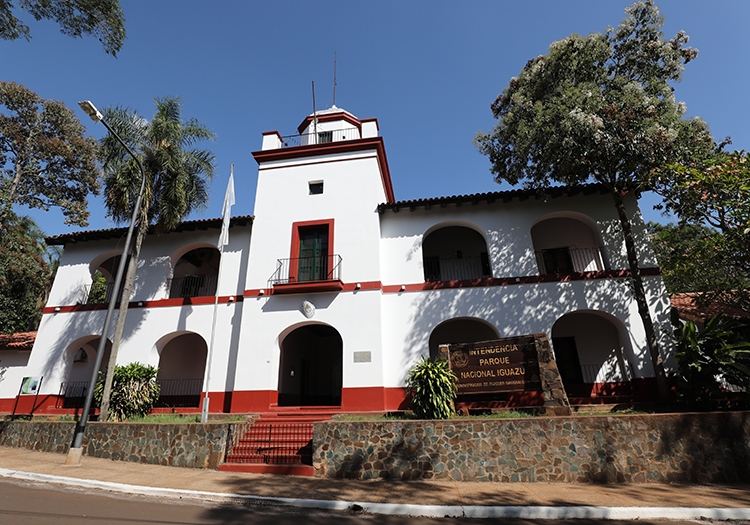 Puerto Iguazu Puerto Iguazu